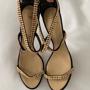 Beautiful Giuseppe Zanotti sandalssize 40